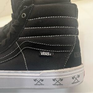 Vans Skate SK-8 Hi Black and White High-Top Sneakers